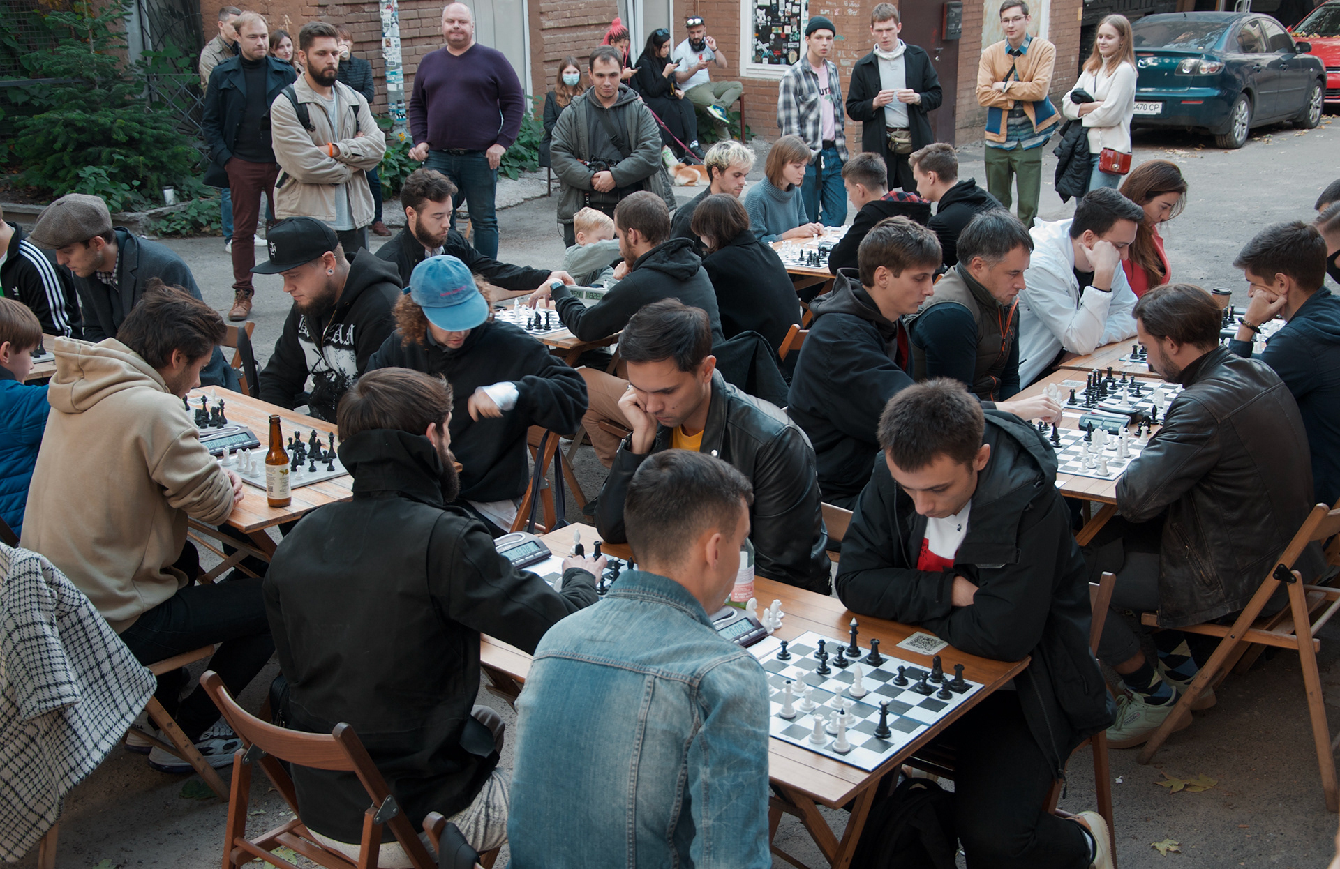 Chess at Kashtan by Balbek Buro